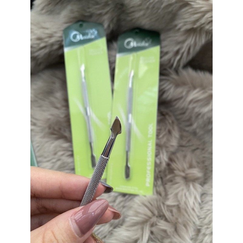 MEIDISI Cuticle pusher profesional manicure / pendorong kutikula ujung tajam cuticle pusher nail