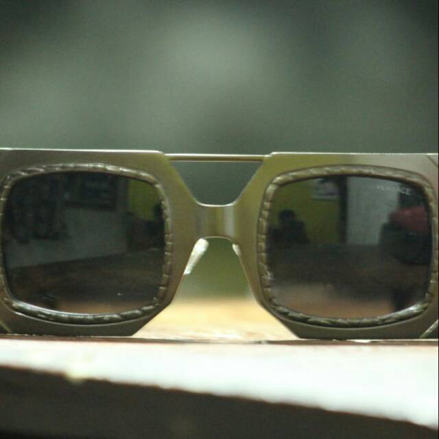 Kaca mata Versace original