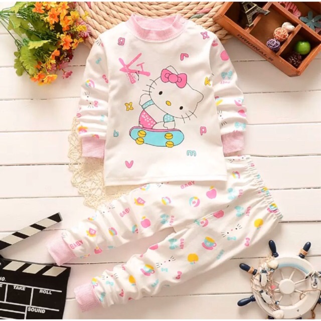 Baju setelan anak hello kitty / baju pjamas set anak / baju anak import