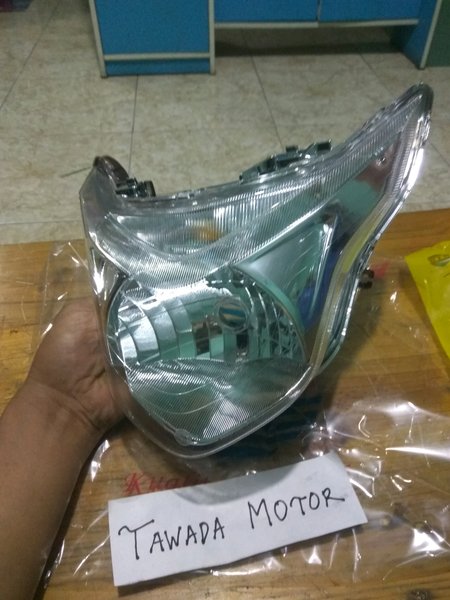 REPLEKTOR LAMPU DEPAN HONDA BEAT POP merk Win