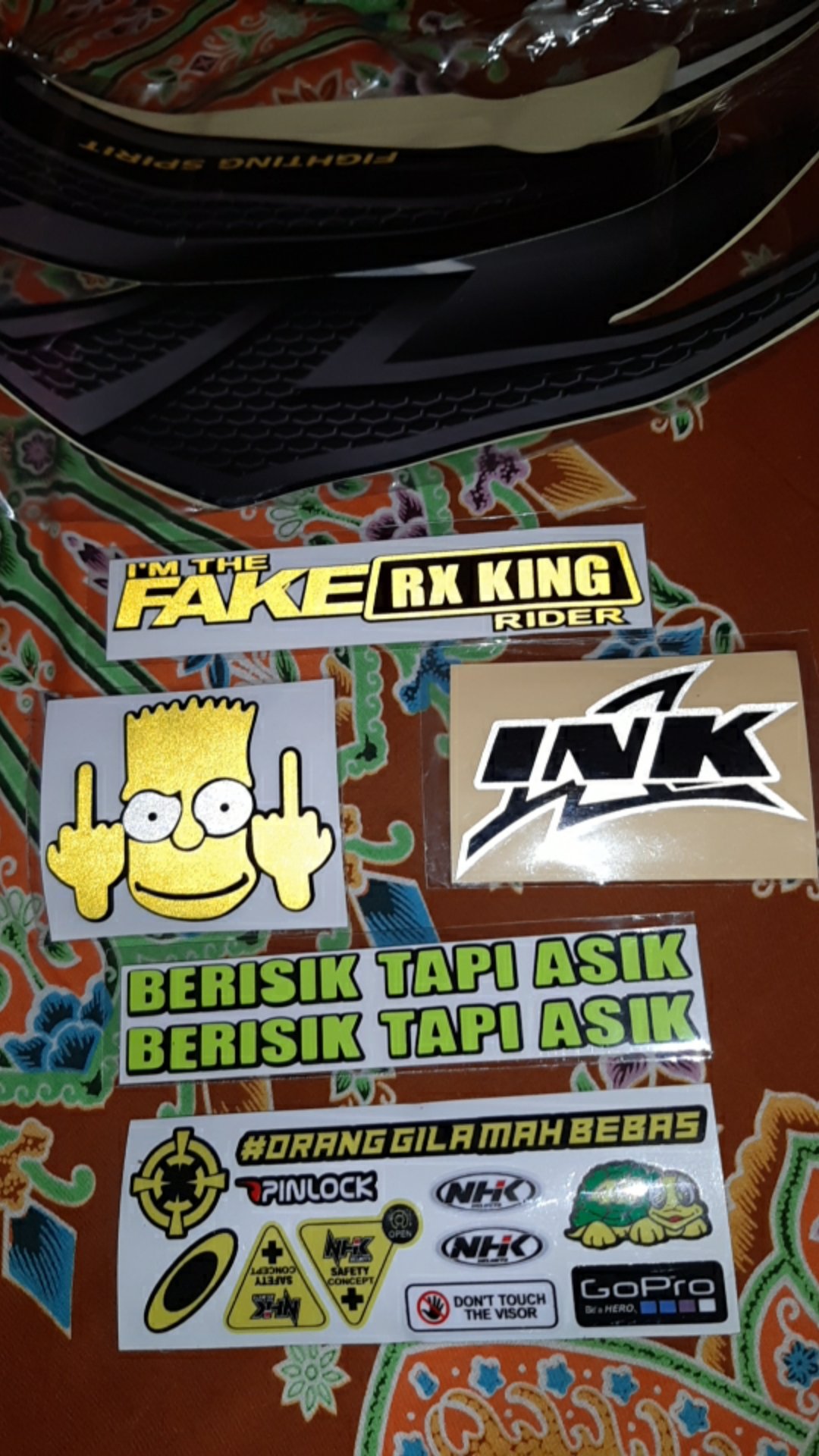 warning stiker  helm  visor kaca  helm  KYT ARAI NHK  NOLAN MDS 