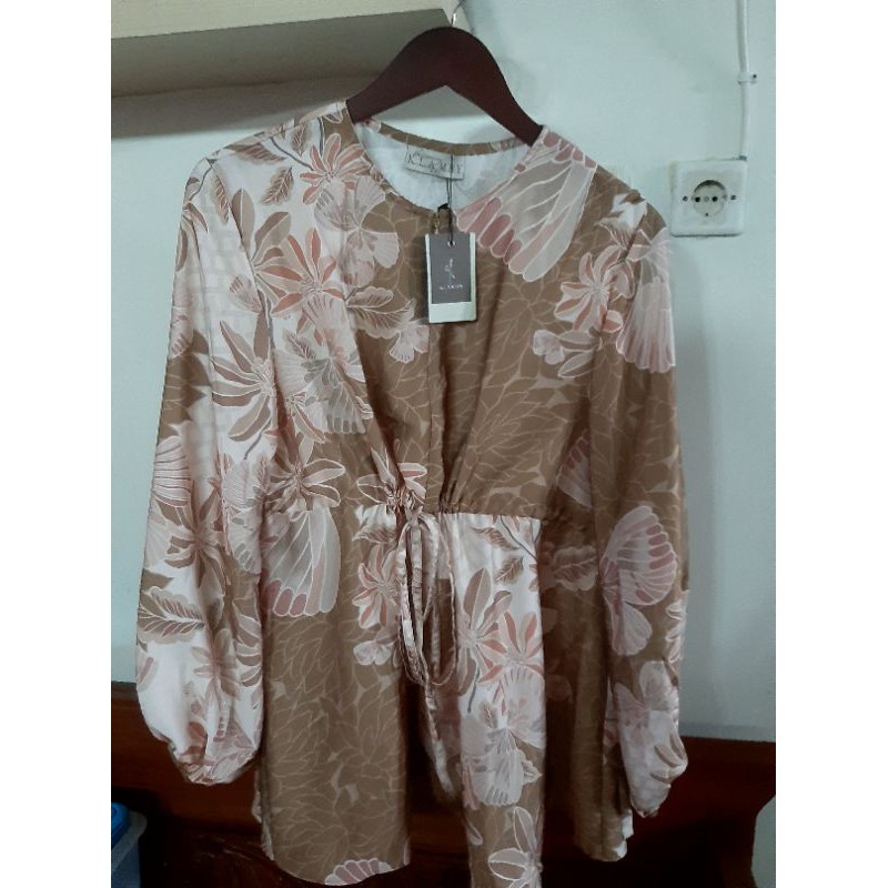 Wearing Klamby Claire Blouse in Hazel XXL New