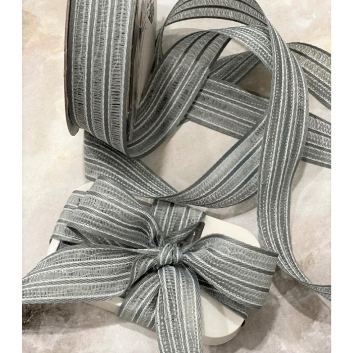

Pita kado Garis flowers lace/ Pita Kain L:2.5cm Per meter - Grey