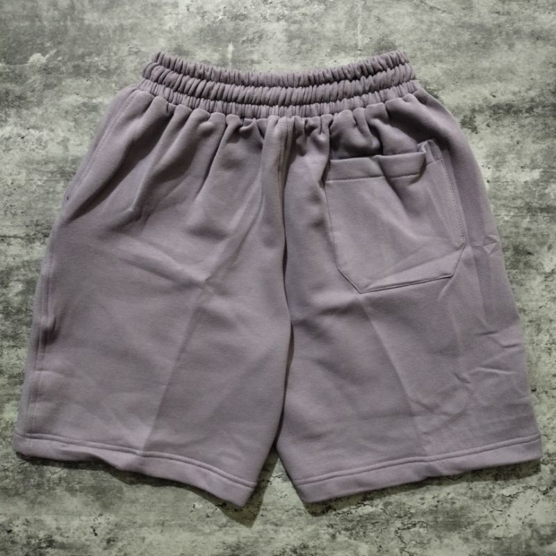 Celana Pendek Short Pants Uniqlo X Kaws Premium Quality