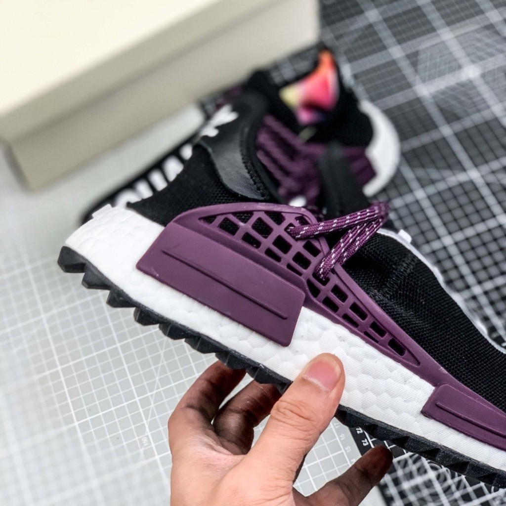 pharrell nmd holi