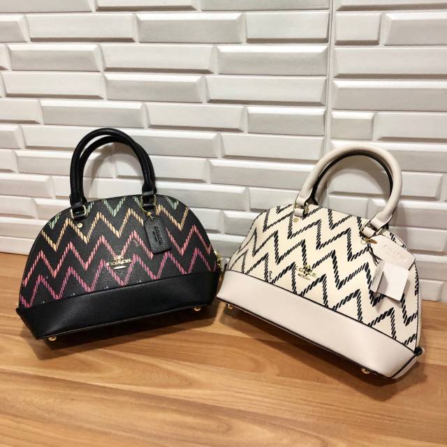 Coachh Alma HAND BAG TAS TANGAN IMPOR IMPORT JALAN KERJA KULIAH
