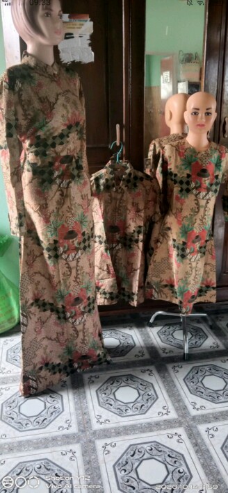 Promo Batik Couple Keluarga Sarimbit Sania Ruffle Batik Ori Ndoro Jowi Motif Toples