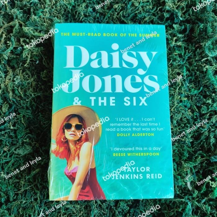 

Daisy Jones and The Six - Taylor jenkins reid