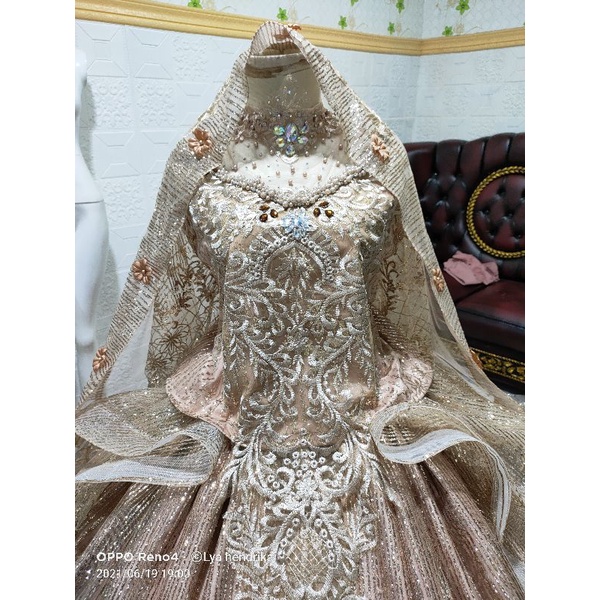 Ballgown candy ekor+peplum+veil