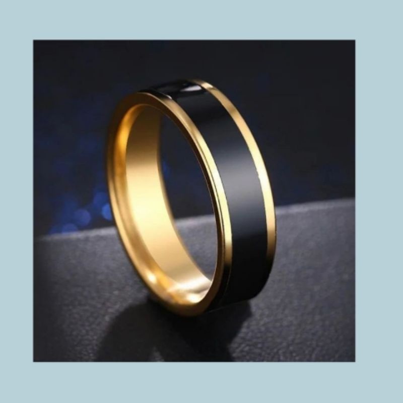 Cincin Titanium Hitam lapis Gold Pria Wanita