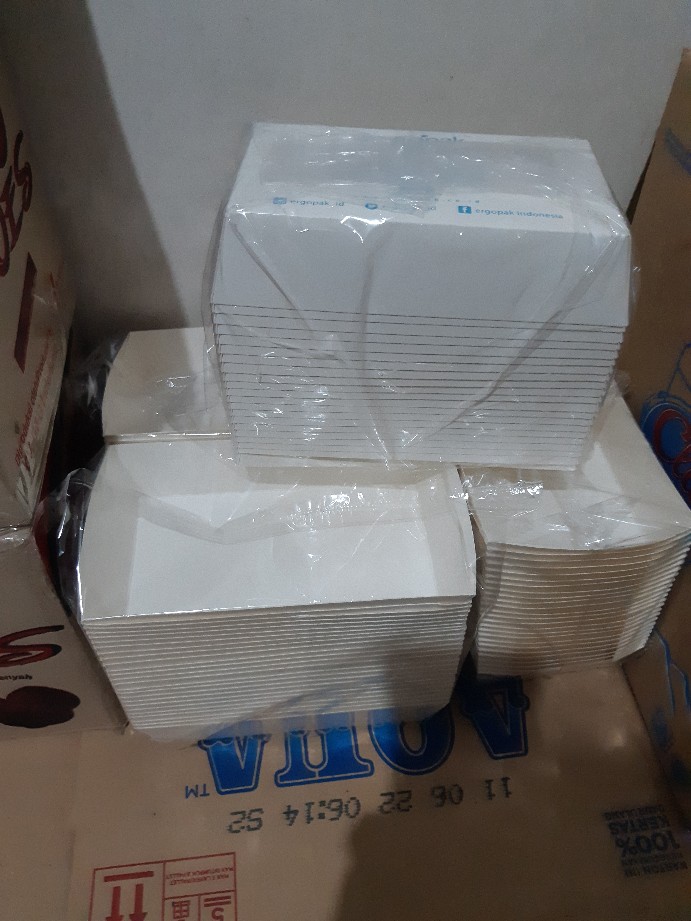 Tray Lunchbox M Polos Food Grade Laminated, Tempat Kentang, Tray Kertas, Mangkok Kertas