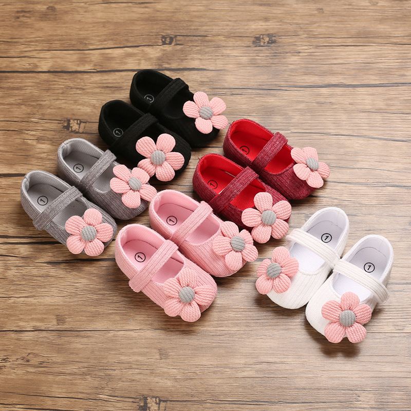 sepatu bayi perempuan prewalker 0-18 bulan