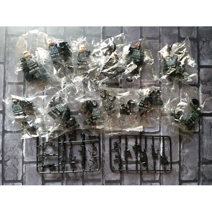 Lego set of 12 soldier army military tentara swat police gun world war Mainan model kit anak murah