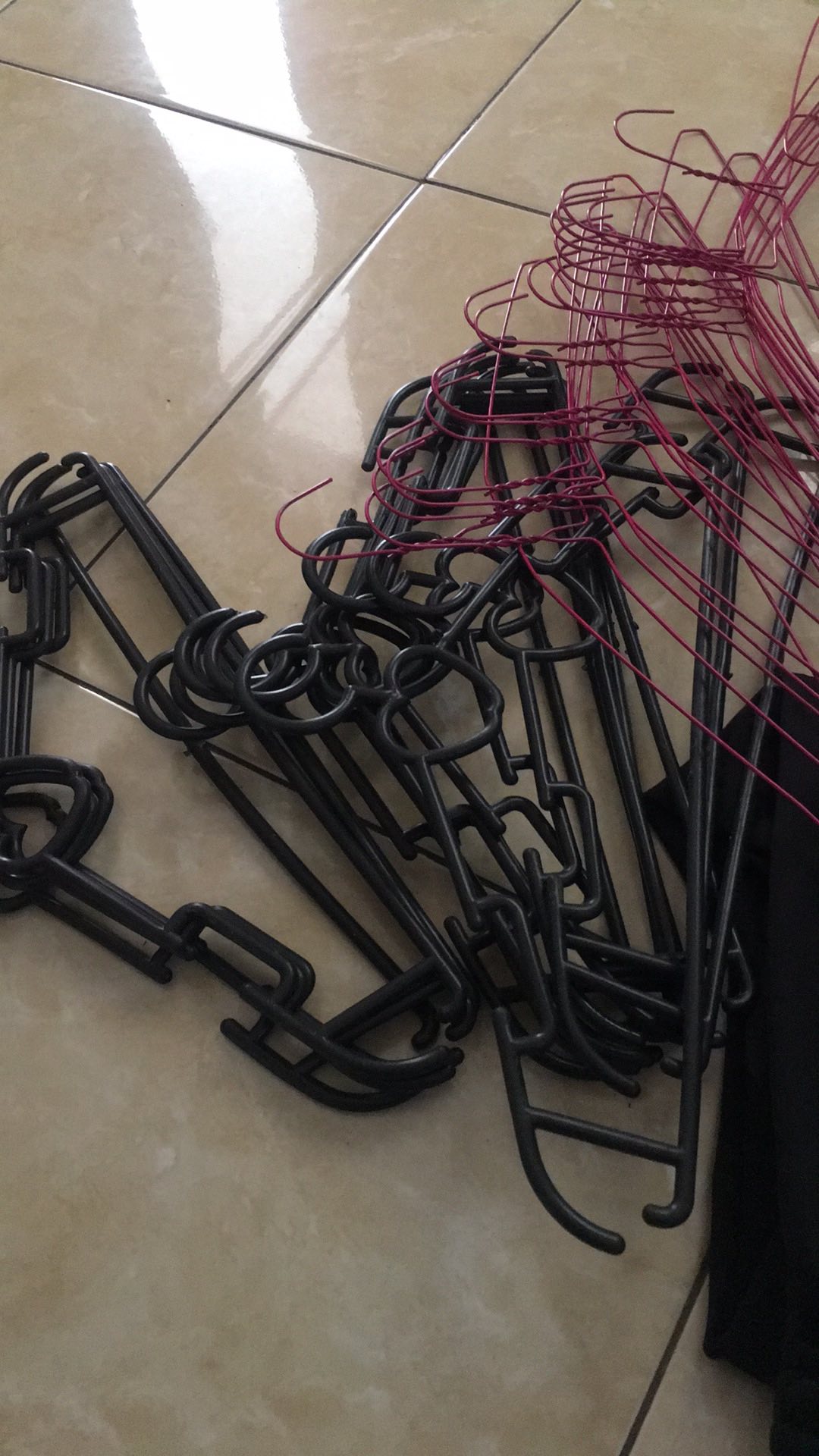 Hanger Plastik Baju Dewasa