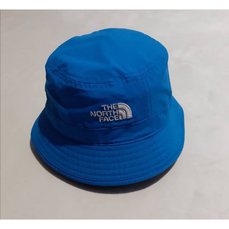 Bucket hat the north face