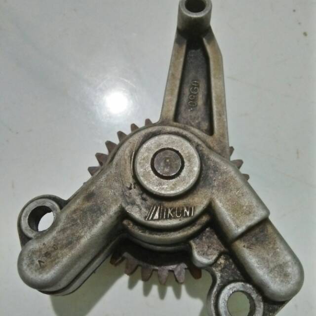 Pompa oli suzuki smash