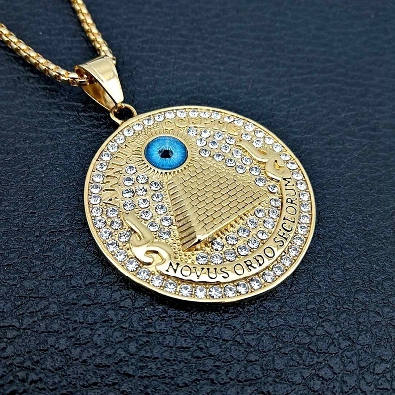 Kalung Liontin Piramida Horus Eye Warna Emas Gaya Retro Untuk Pria