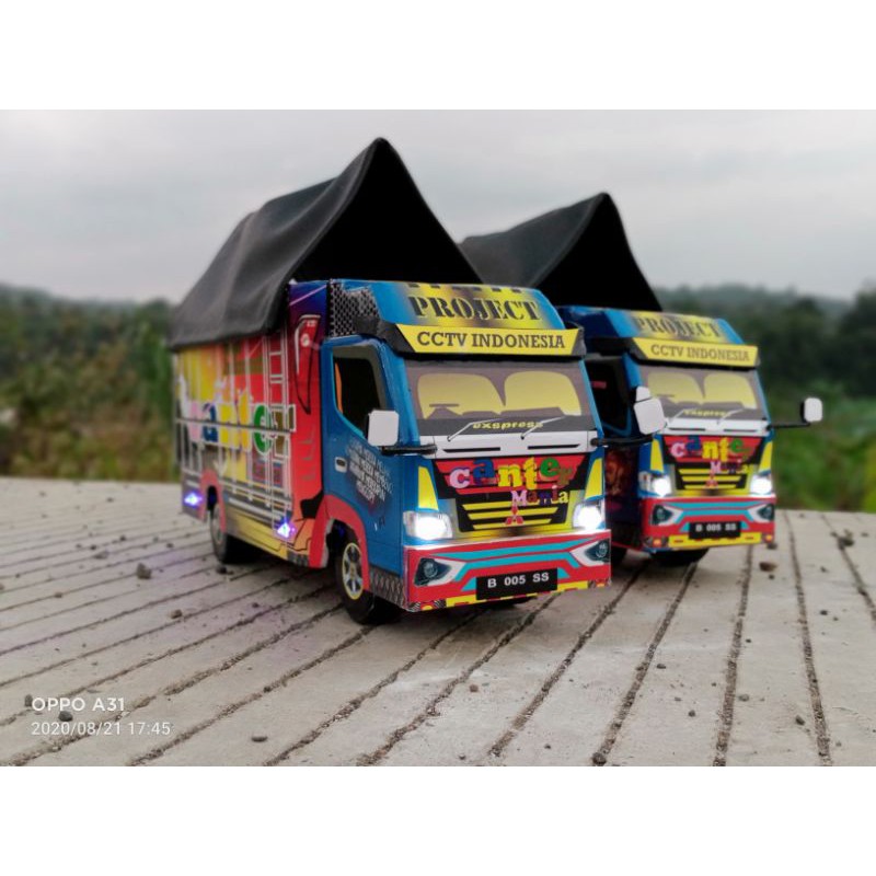  Miniatur  truk  KANTER MANIA TERBARU P30 sudah lampu  dan 
