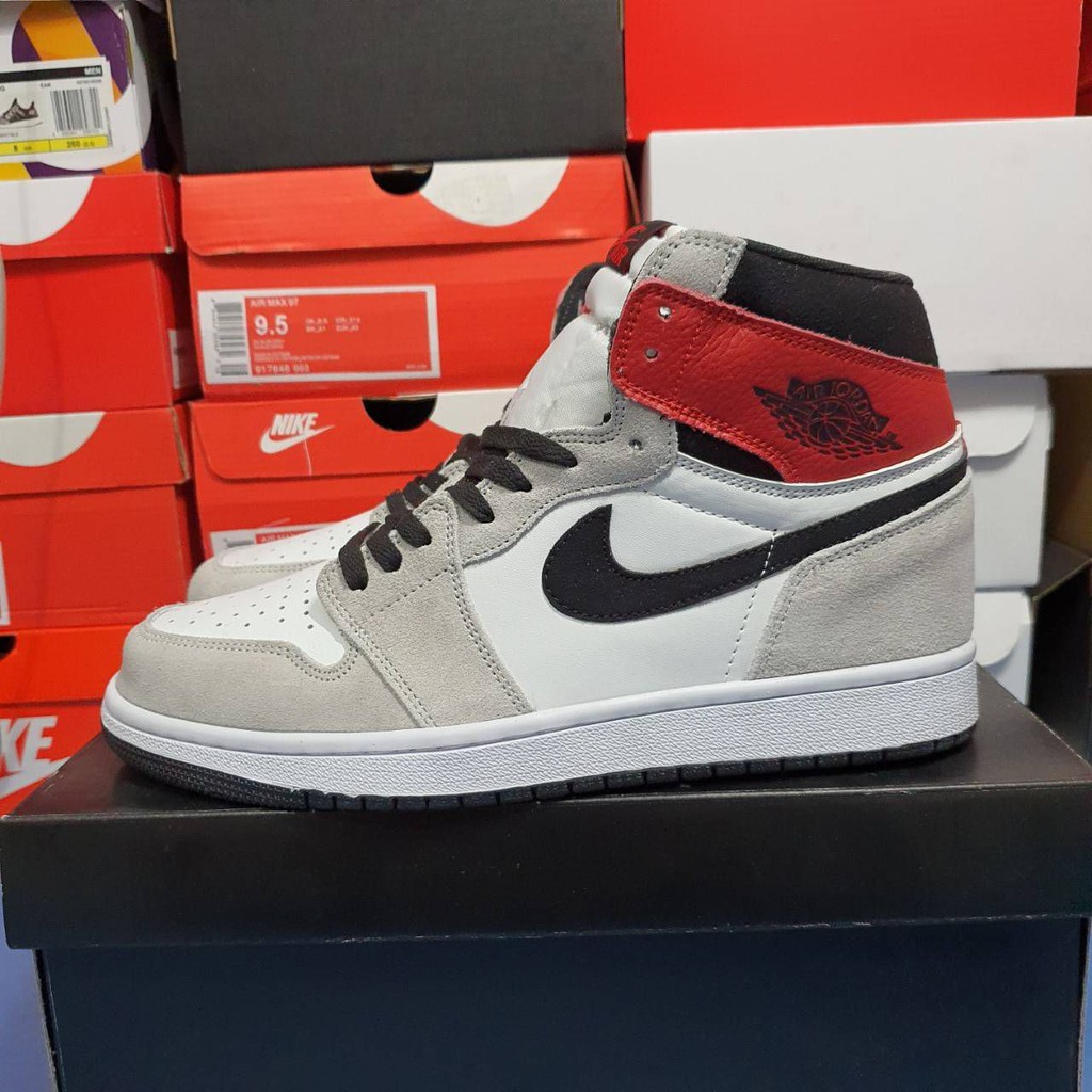 Nike Air Jordan 1 High OG Smoke Grey