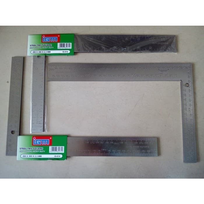 PTMndri - IGM Penggaris Siku Meter 20 X 30 CM Siku Tukang Pengukur Sudut 8"X12"