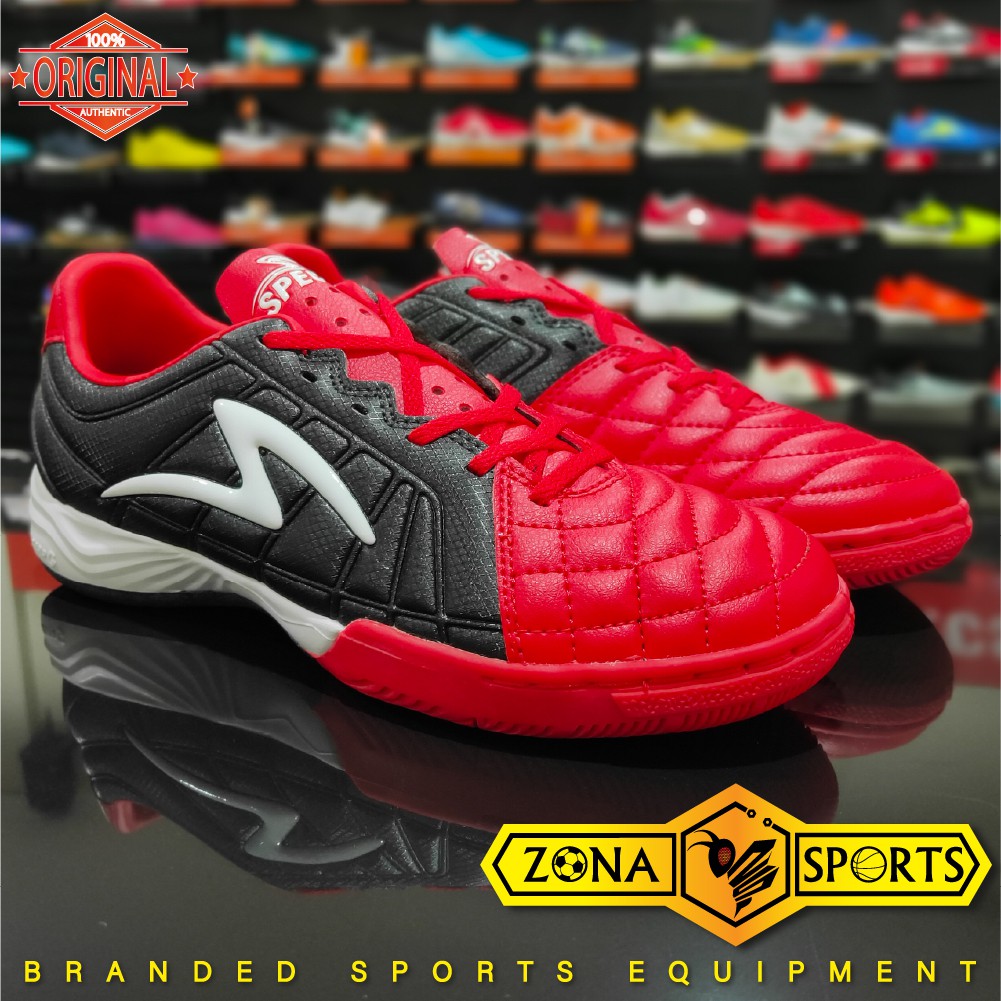 Sepatu futsal SPECS METASALA KAZE IN EMPEROR RED BLACK 401411