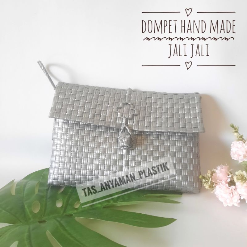 DOMPET ANYAMAN , DOMPET ANYAMAN WANITA , DOMPET ANYAMAN PLASTIK ,DOMPET BAHAN JALI  HALUS TAHAN AIR