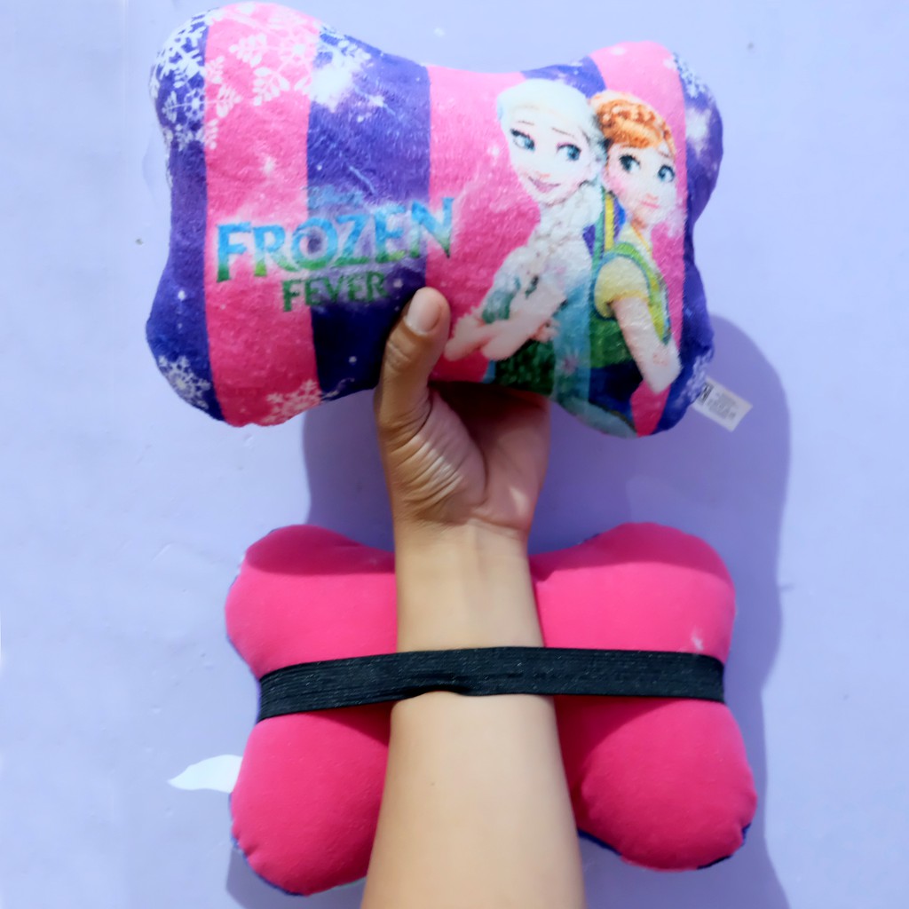 Bantal headrets mobil boneka frozen dan hello kitty sepasang souvenir kado