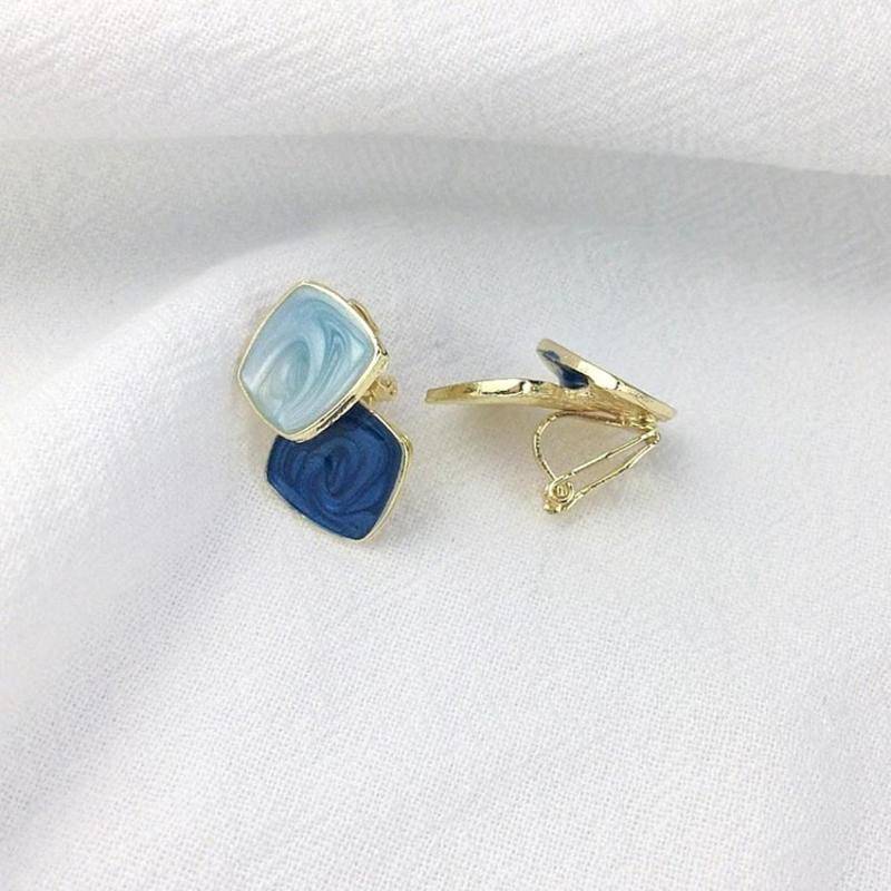 Anting Klip on Enamel Tanpa Tindik Warna Biru Untuk Wanita