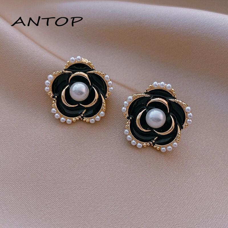 Anting Tusuk Bentuk Bunga Camellia Gaya Vintage