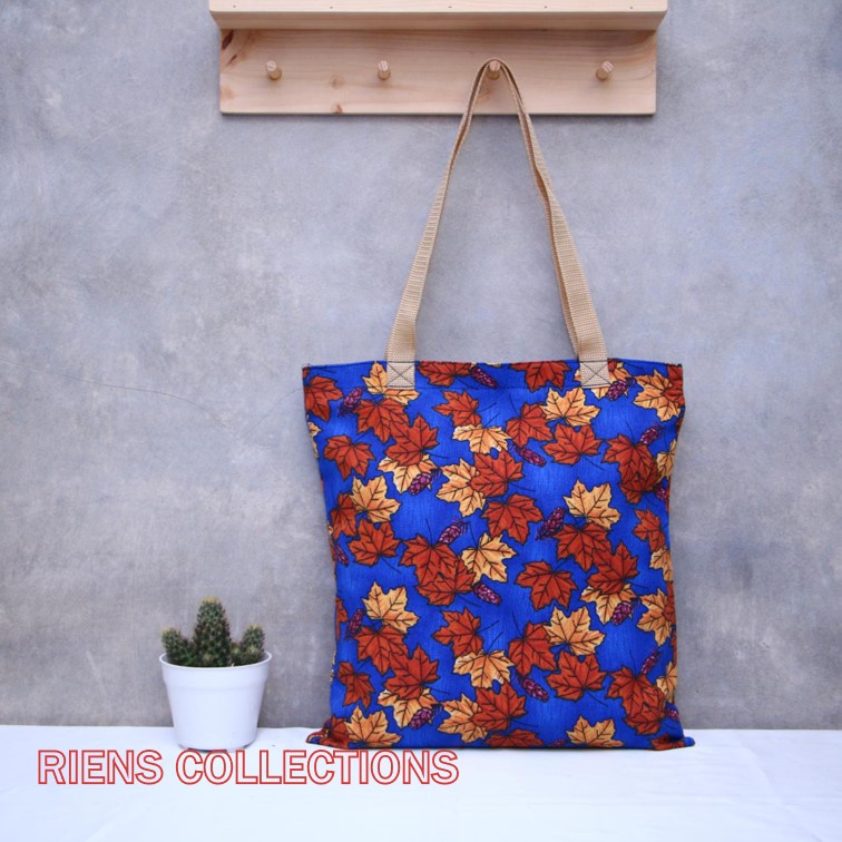 TAS KANVAS TOTEBAG KANVAS MOTIF DAUN MAPLE. TAS CANVAS MOTIF BARU. TAS JOGJA. Riens Collections