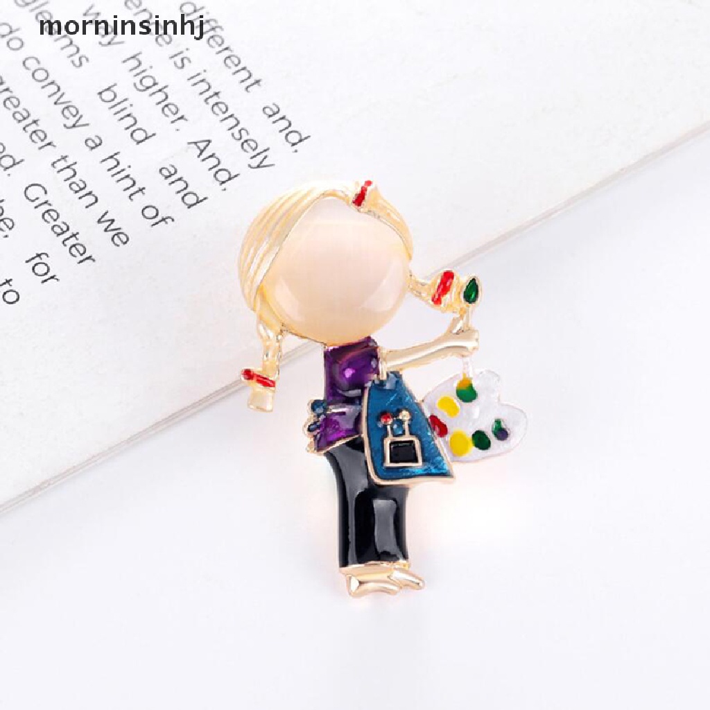 Mornin Bros Pin Enamel Bentuk Gadis Lucu Aksen Kristal Untuk Aksesoris Fashion Wanita