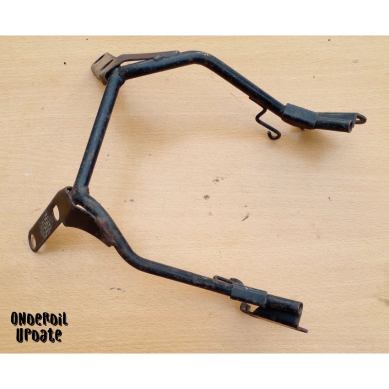 Breket dudukan visor depan motor Honda MegaPro Primus Original