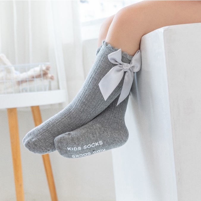 Retaily KS13 Kaos Kaki Pita Panjang Bayi Perempuan Baby Ribbon Socks Nyaman