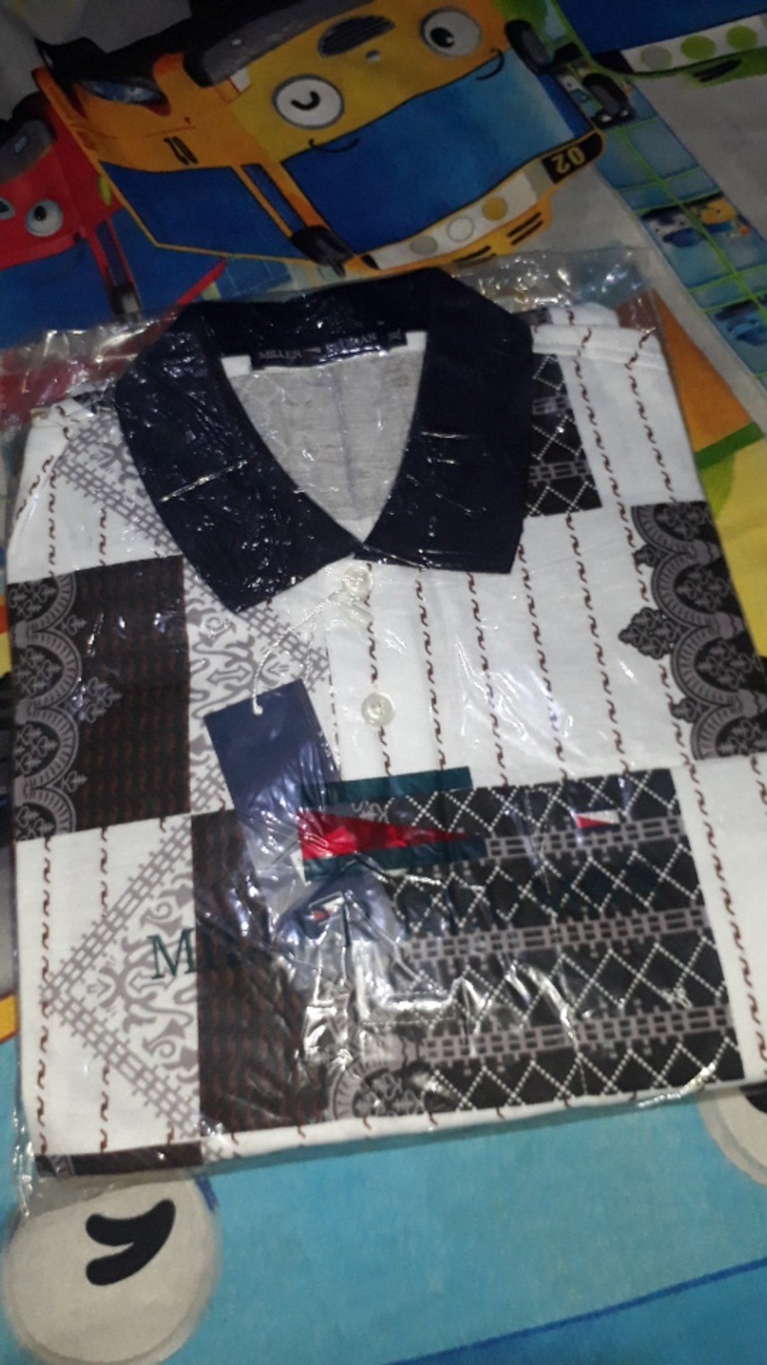 Miller Neuman Kaos Kerah Pria Bapak Dewasa Bahan Katun Berkantong Mn-101