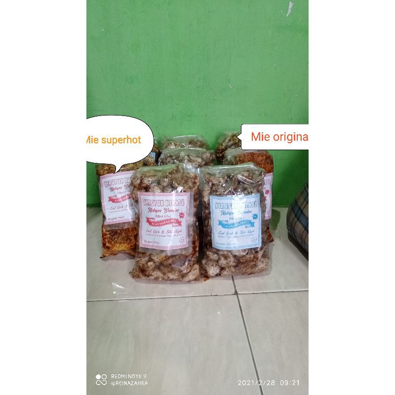 

kerupuk kelabu