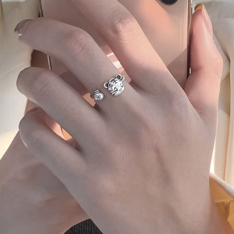 Cincin Bentuk Harimau Kecil Gaya Retro