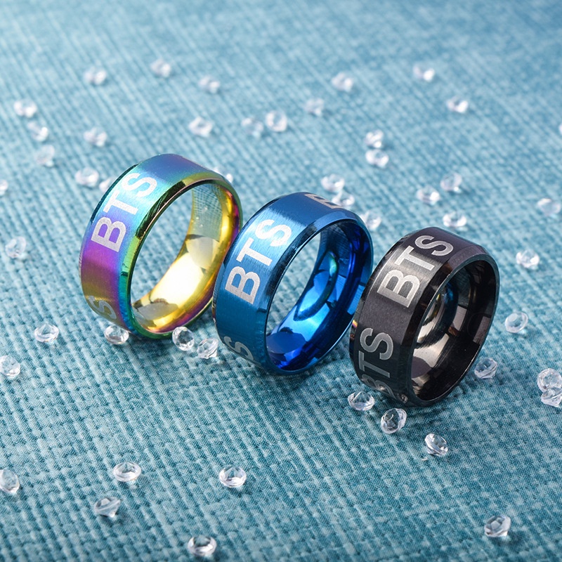 Cincin Tulisan BTS / Cincin KPOP Idol BTS Biru Hitam Rainbow Stainless Steel Keren Fashionable / Eng