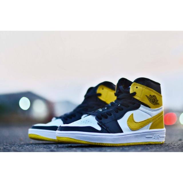 Nike Air Jordan 1 Men's, Sepatu Basket Air Jordan RETRO Grade Ori vietnam Sepatu Basket Nike Jordan