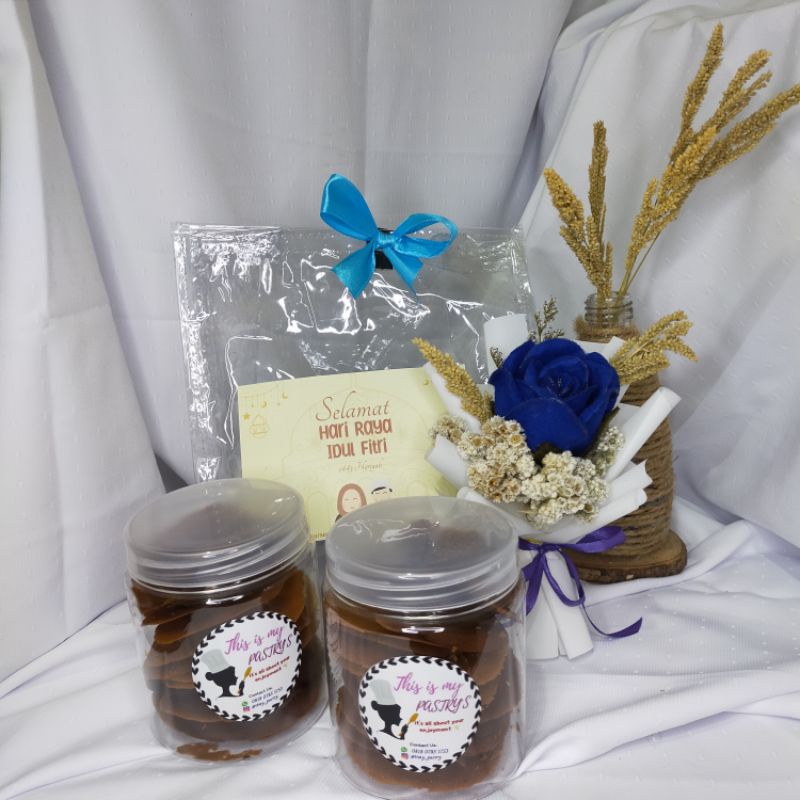

Zara Hampers/Hampers Lebaran/Hampers Idul Fitri/Hadiah Lebaran/Lebaran/Eid Mubarak Hampers