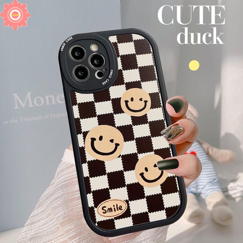 Soft Case Untuk Samsung A14 5G A04 A04S A04E A73 M23 A22 A52 A51 A20s A13 A33 A32 A53 A12 A50 A50s A30s A21s A72 A11 A71 A10s A52s A03s A02s A03 A23 A31 A30 Motif Kotak-Kotak Smiley Bear Cover