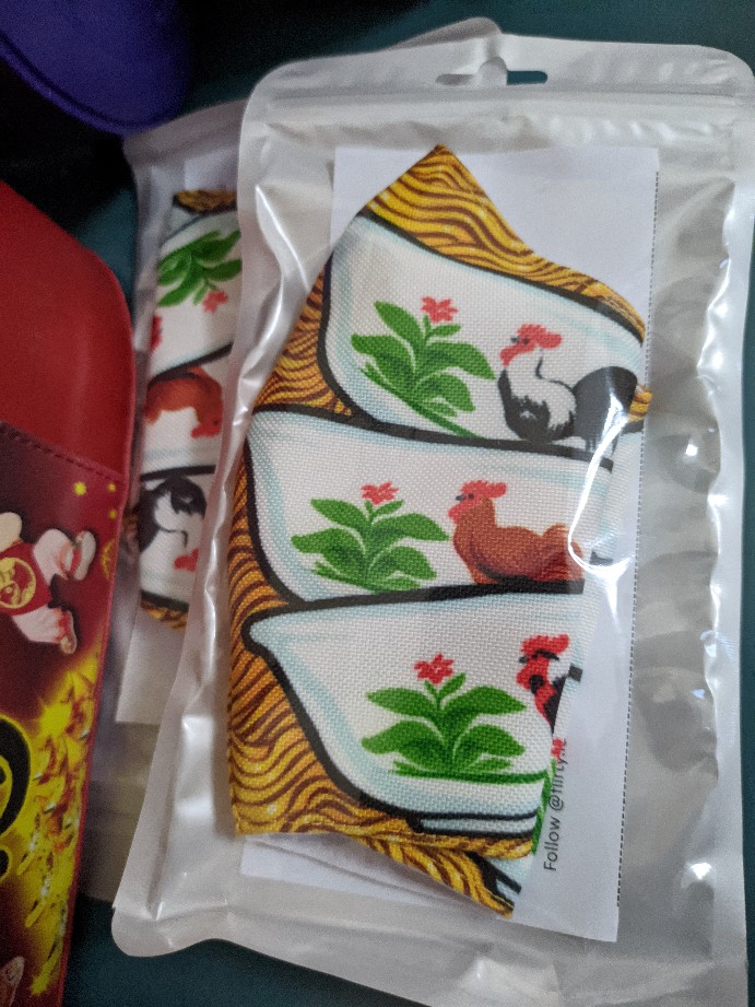 Masker Kain Rangkap Anti Air Igor Ayam Untuk Penggemar Mi Instan