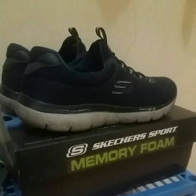 skecher sport memory foam
