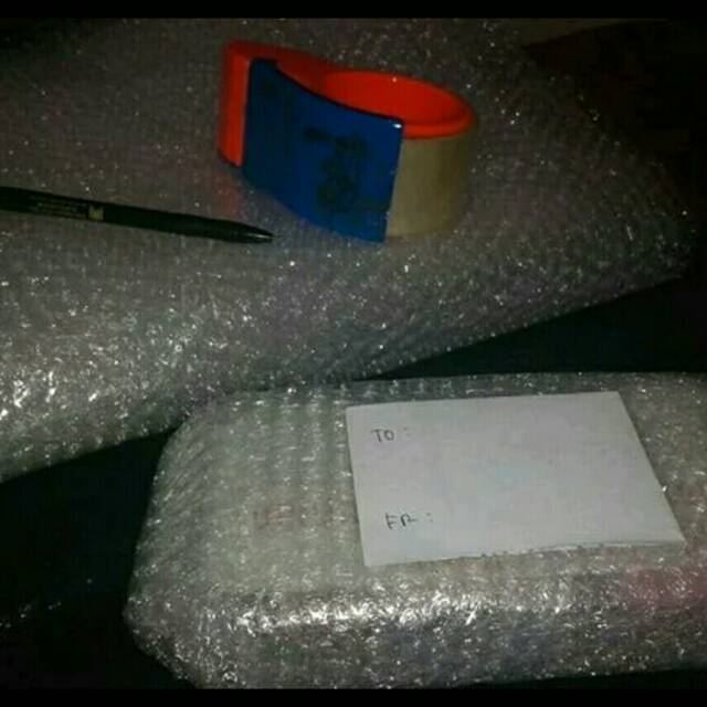 

bubble wrap atau plastik gelembung untuk packing