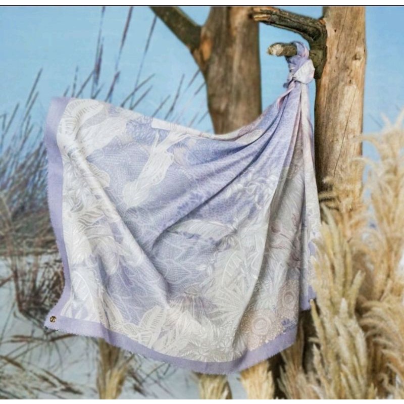 BUTTONSCARVES NUSANTARA OASIS