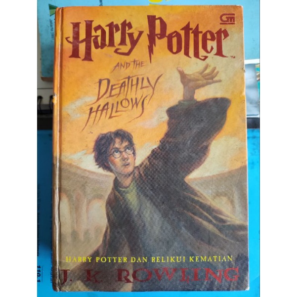 (HARPOT02) Komik HARRY POTTER DEADLY HOLLOW