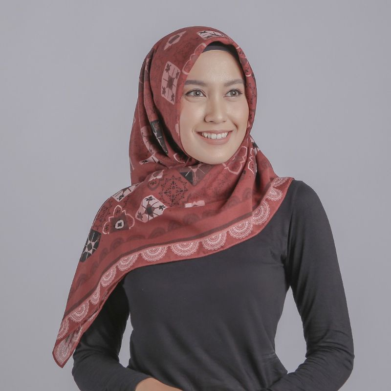 Zoya Hijab Segi Empat