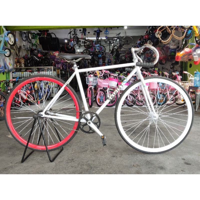 sepeda fixie united soloist second