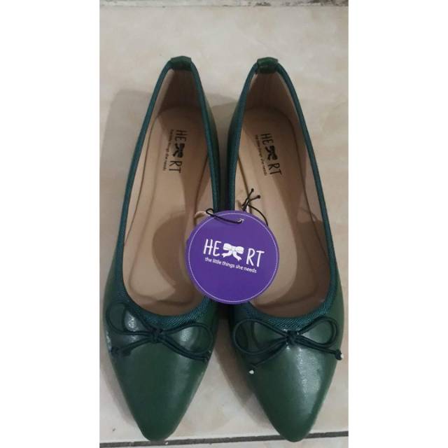 The Little Things She Needs