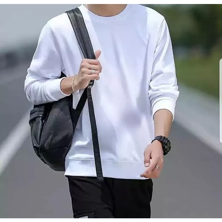 CREWNECK CN BASIC POLOS MURAH KUALITAS PREMIUM BISA BUAT COUPLE / Sweatshirt Basic Polos Pria Wanita Keren gaya tren anak muda zaman sekarang Size M L XL