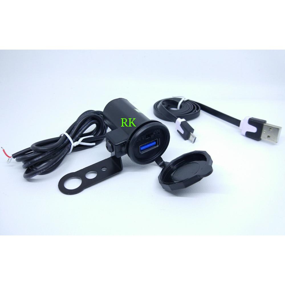 CHARGER HP DI MOTOR - CHARGER USB MOTOR - CHARGER OUTDOOR 2A - TRAVEL CHARGER HP USB 2 AMPERE